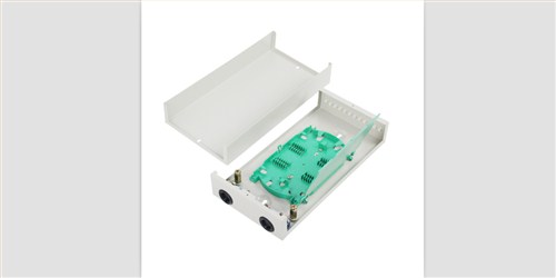 12芯直出尾纤终端盒 直出尾纤桌面终端盒 1.0电信级